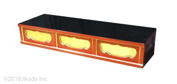【寺院仏具】朱塗り　三間仏像台　幅120㎝ｘ高さ20㎝ｘ奥行40㎝　安心の国産品　サイズ調整可能です　自社工場にて製作　木製高級寺院仏具通販(受注生産品)(商品番号11132s)