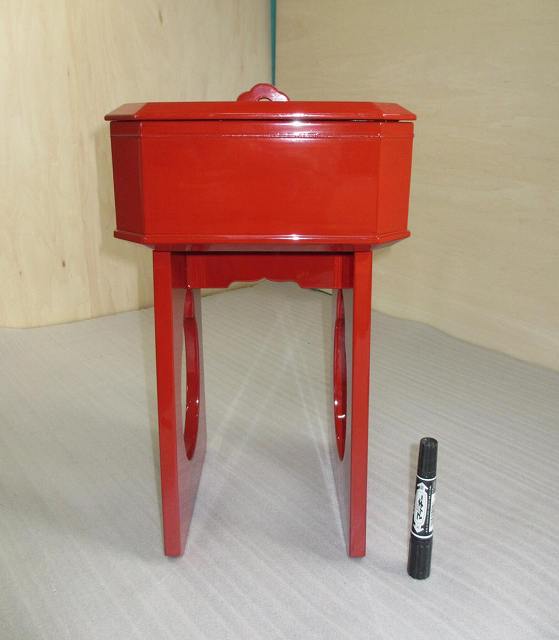 【特別販売品】献菓子器①　朱塗り　幅8寸　　長期在庫品の為、倉庫内在庫一掃セール　数量限定特価価格(管理番号7176)