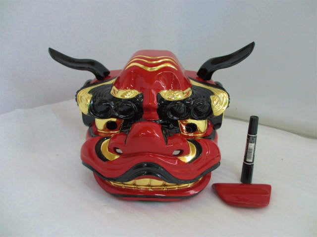 【特別販売品】獅子頭　幅約２８センチ(幅約28cm×高さ約25cm×奥行約24cm 重さ1.34キロ) 在庫品特価 管理番号「5147」