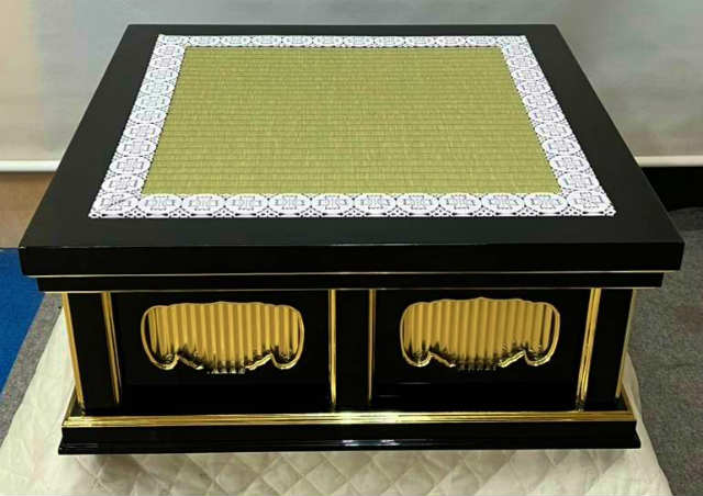 【特別販売品】礼盤　正面のみ木瓜あり　（幅58cm×高さ24cm×奥行き58cm） 管理番号「5165」