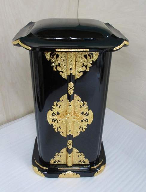 �����������ʡ۹��ɤꡡ�ڱ��߻�(������32cm��52cm��28.5cm)��ʩ��Ĺ���߸��ʤΰ١���ǯ�ˤ�뾮�����ꡡ�ò�������(�����ֹ�7145)