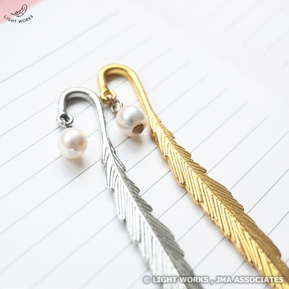 『エンジェルダイアリー2026』＆『パール付きエンジェルフェザーブックマーカー』セット