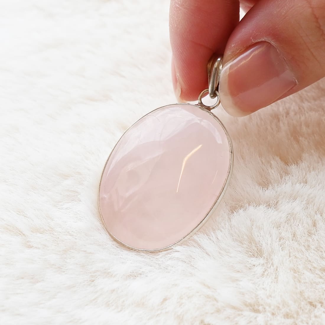 ペンダントトップ（ローズクォーツ・楕円）