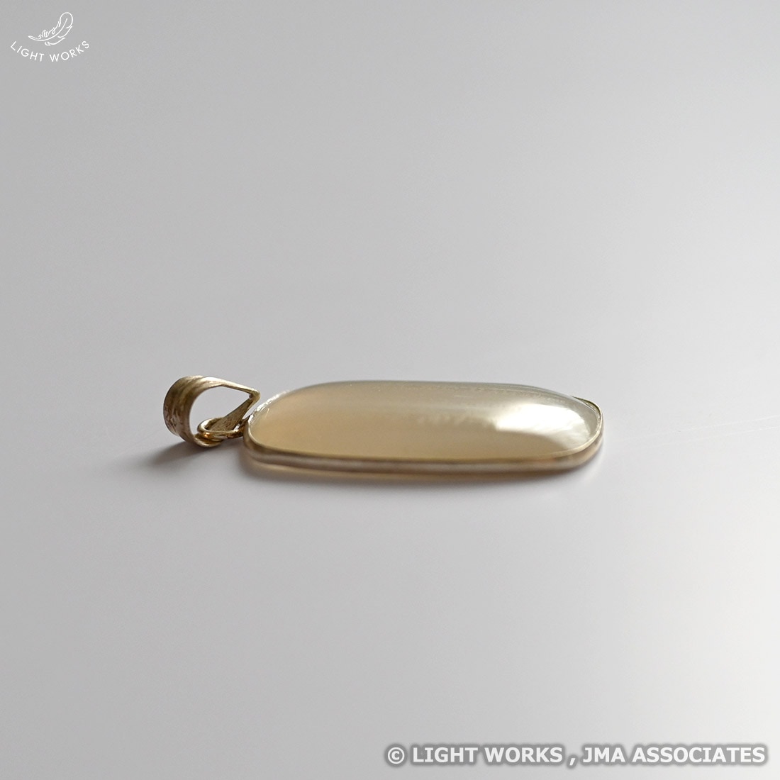 ペンダントトップ（ホワイトアゲート）