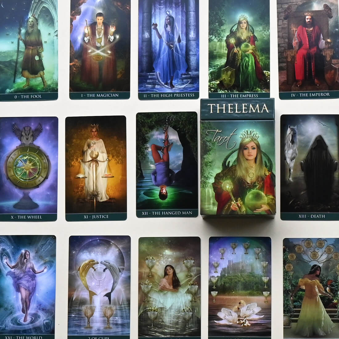 レオンママ★タロット Amazon | I.I.J タロットカード ディビアント・ムーン・タロット