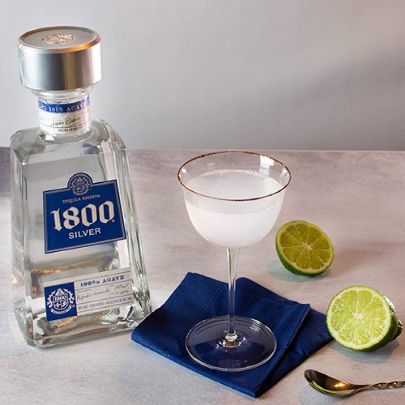 クエルボ 1800 シルバー ＜正規品＞ 750ml 40度 テキーラ アサヒ Jose