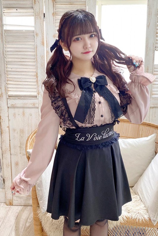 タグ付き！ MARS マーズ BIGおリボン パフューム柄スカラップスカート タグ付き！ MARS マーズ BIGおリボン パフューム柄スカラップ