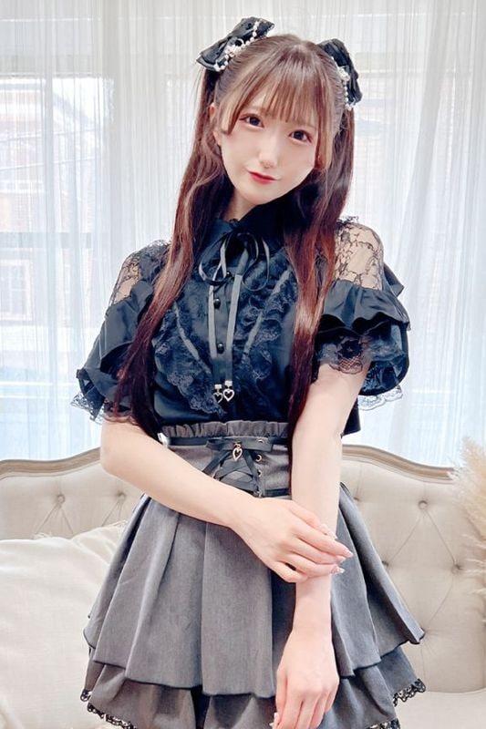 ��MA*RS�ۥե����V�饤��졼���֥饦�� - �֥�å� size-F