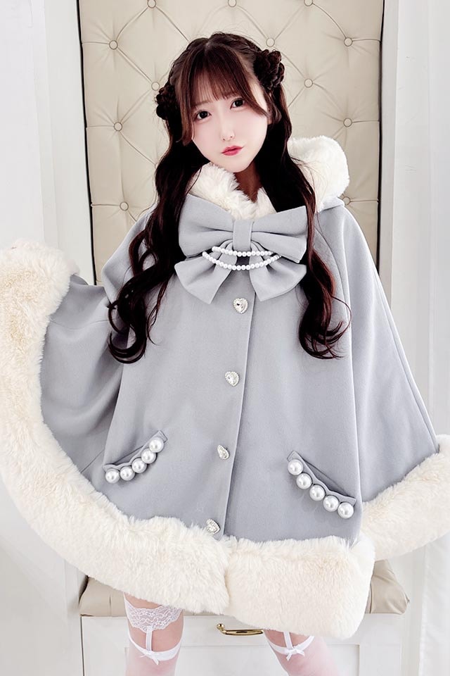 【美品】MARS リボン付きボリュームファーフードケープコート ホワイト Princess Melody】リボン付きボリュームファーフードケープ