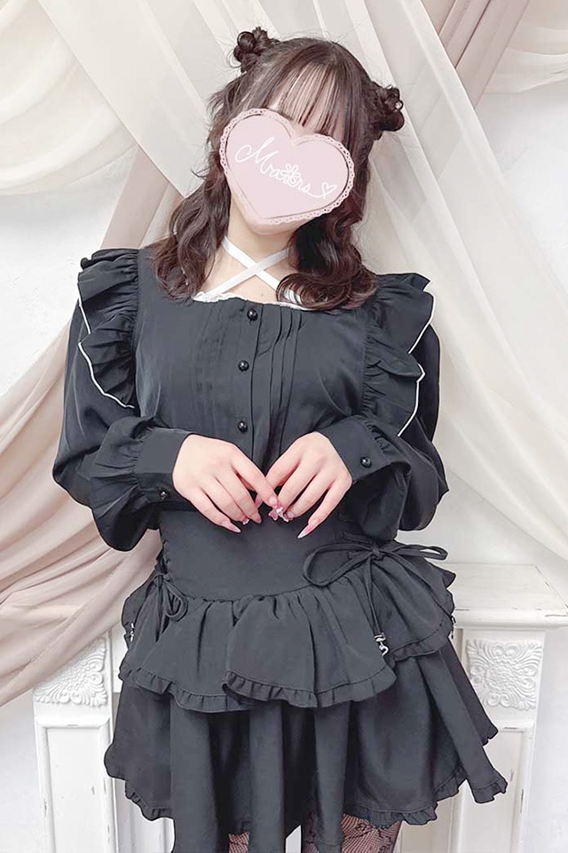 MA*RS】サテンリボン付きフリルブラウス - BLK/ホワイト size-F