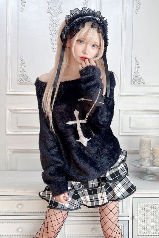 MARS Sugar gloss ハートボタン ブラック トップス|地雷系・量産型のファッション通販サイトMARS（マーズ