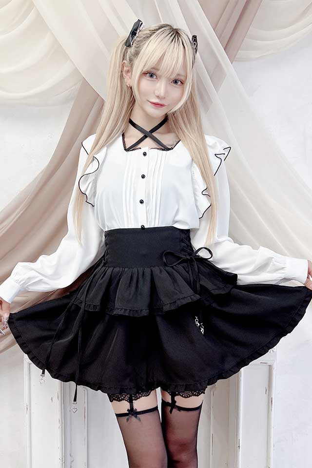 ma✽rs マーズ ブラック レースフレアスカート♡激レア♡美品♡ MA*RS（アメーバーマーズ）の「ハートバックルフレアスカート