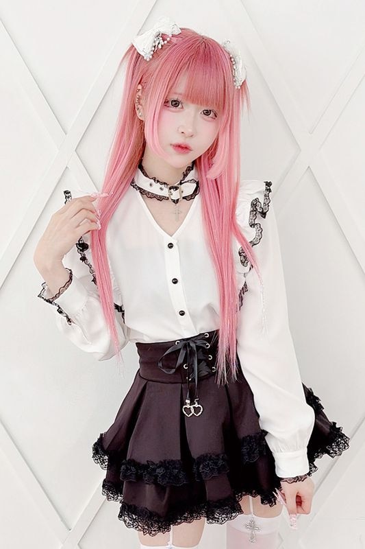 ��MA*RS�ۥ������դ����ե��졼���֥饦�� - �ۥ磻�� size-F