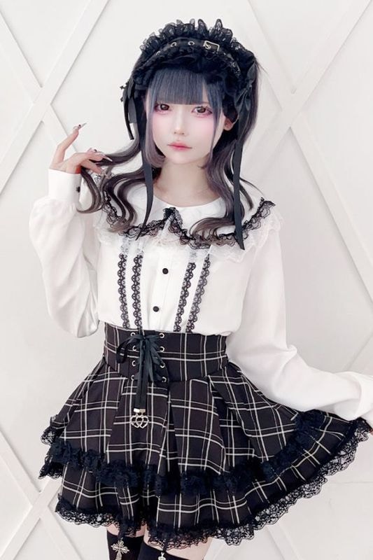 ��MA*RS�۶������ۿ����֥�졼���֥饦�� - �ۥ磻�� size-F