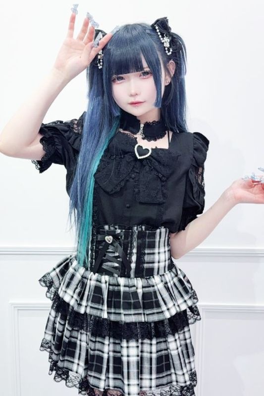 ��MA*RS�ۥ��硼�����դ����ե��졼����ܥ�֥饦�� - BLK/BLK size-F