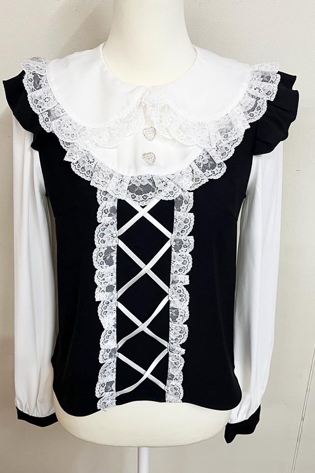 THE DUCHESS DESIGNS フリルブラウス　ブラック THE DUCHESS DESIGNS フリルブラウス ブラック トップス