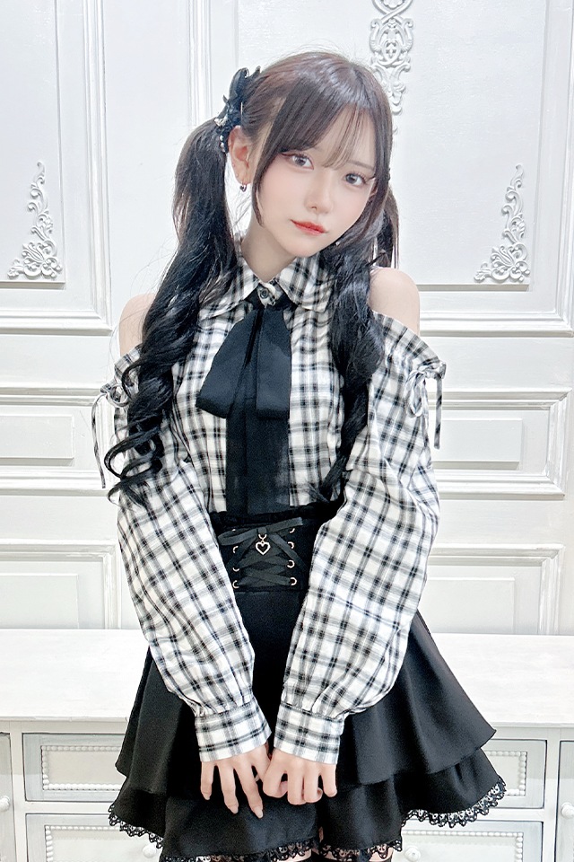 ��MA*RS�ۥ����å��������֥饦�� - WHT/�֥�å� size-F