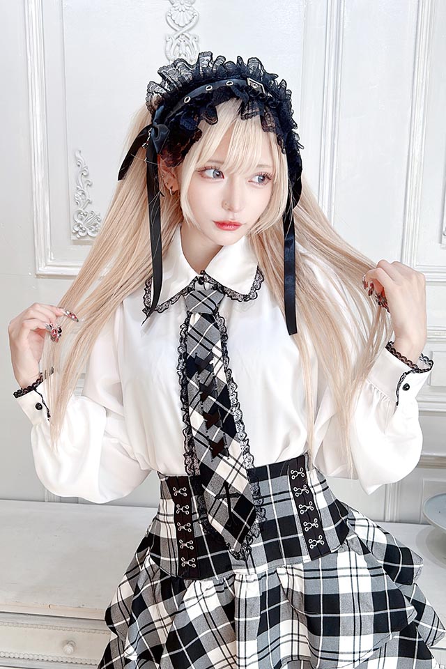 LIZLISA フリルデザイン スカパン ホワイト系 リズリサ ティアードフリルスカパン lizlisa ホワイト