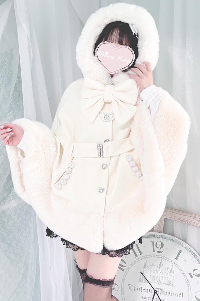 ケープ コート ホワイト（ケープコート｜コート｜アウター