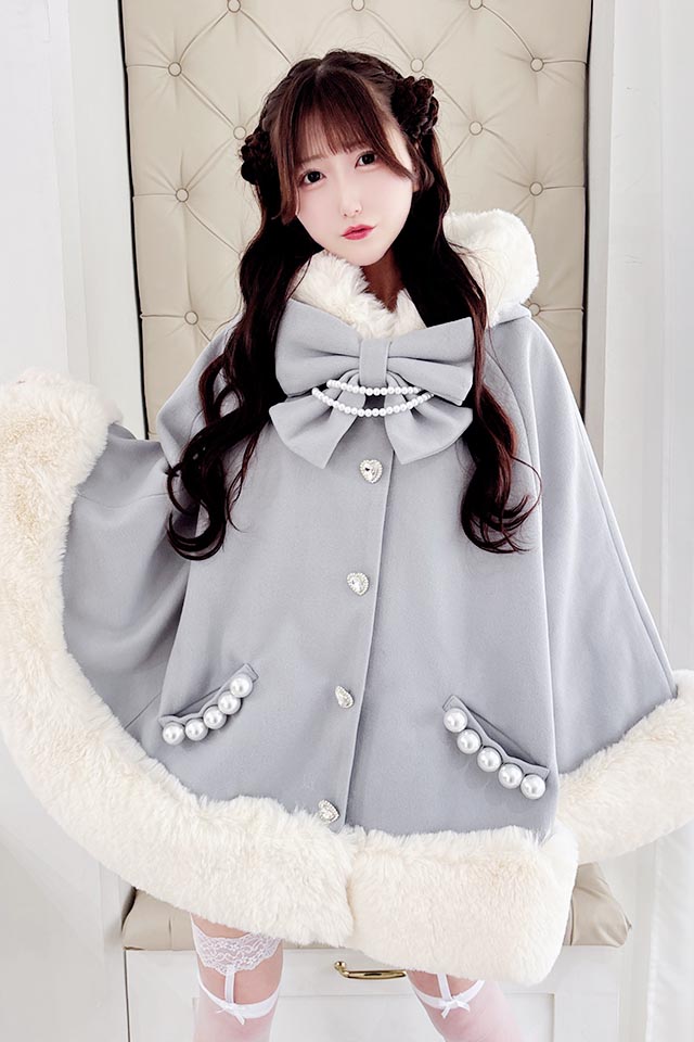［訳あり品］プリンセスメロディ　ボリュームファーフード ケープコート マーズ Princess Melody】リボン付きボリュームファーフードケープ