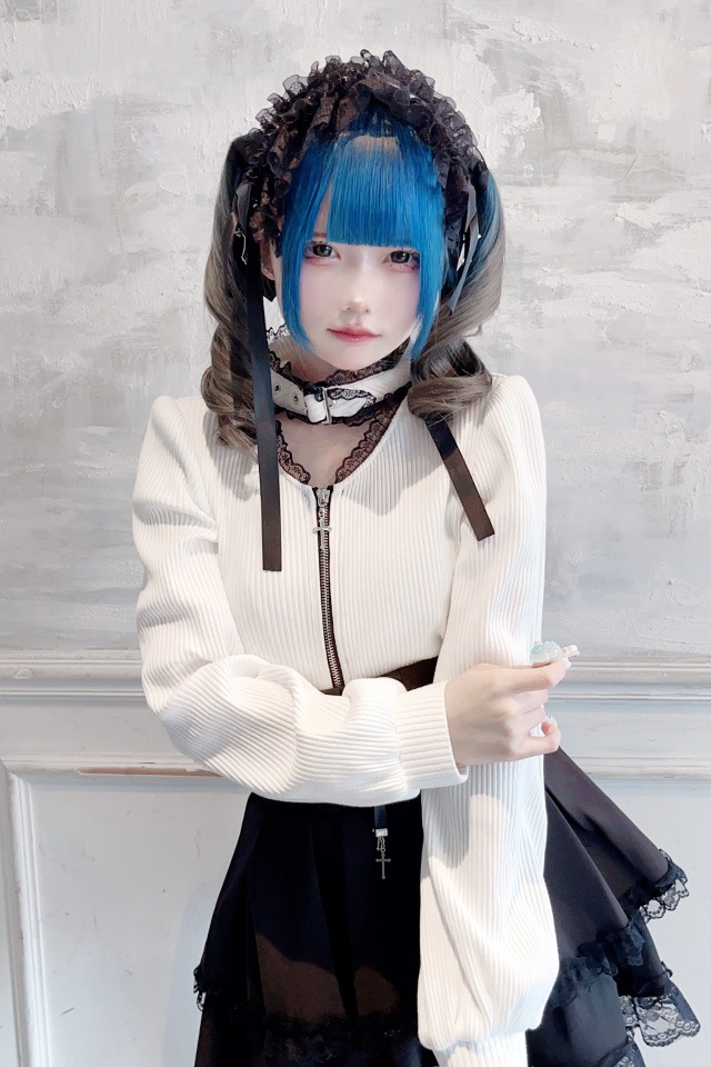 【美品】rosymonster オーガンジートップス　ホワイト MA*RS】クロスZIPテレコトップス - ホワイト size-F | 地雷系