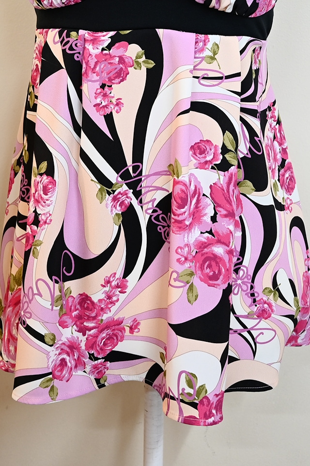 【希少】新品未使用タグ付き マーズ MARS 幾何学バラ柄キャミ 希少】新品未使用タグ付き マーズ MARS 幾何学バラ柄キャミ SET|地雷系