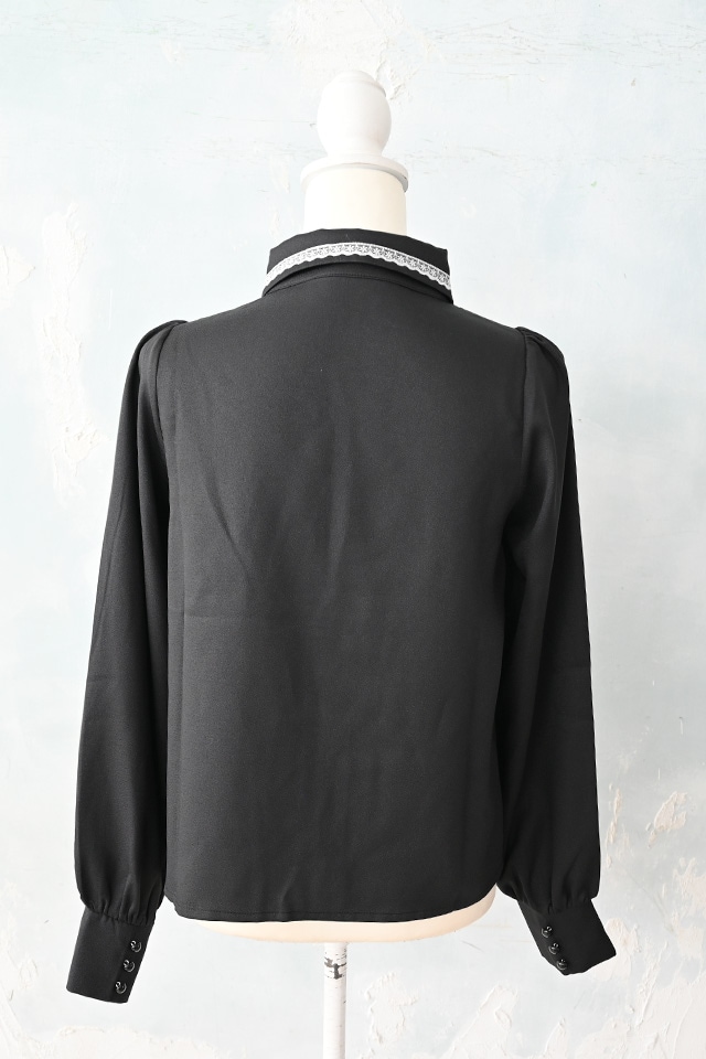 チロスケ様　オーダーページ　7/21 MA*RS】胸開きクロス刺繍ブラウス - ブラック size-F | 地雷系