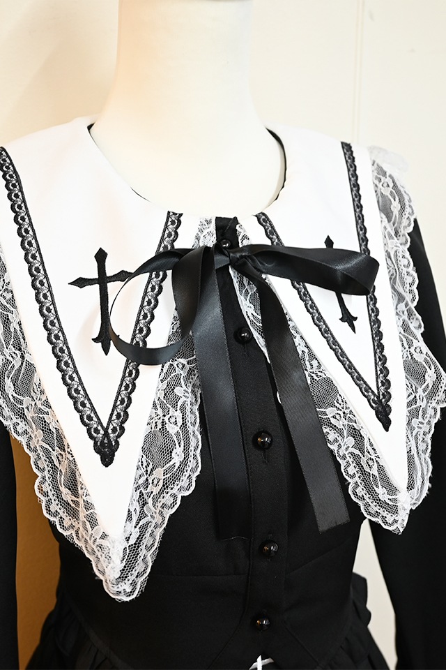 MA*RS】【通販先行販売】【2点SET】クロス刺繍短丈セットアップ