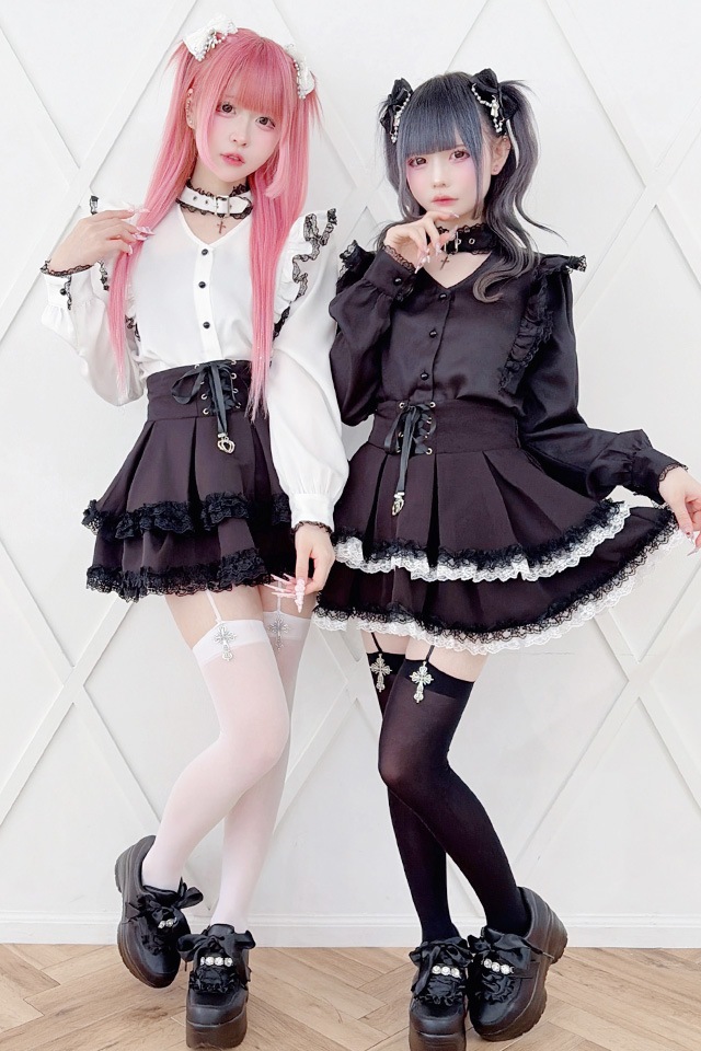 ��MA*RS�ۥ������դ����ե��졼���֥饦�� - �ۥ磻�� size-F