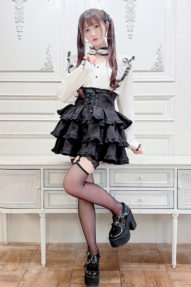 ��MA*RS�ۥ������դ����ե��졼���֥饦�� - �ۥ磻�� size-F