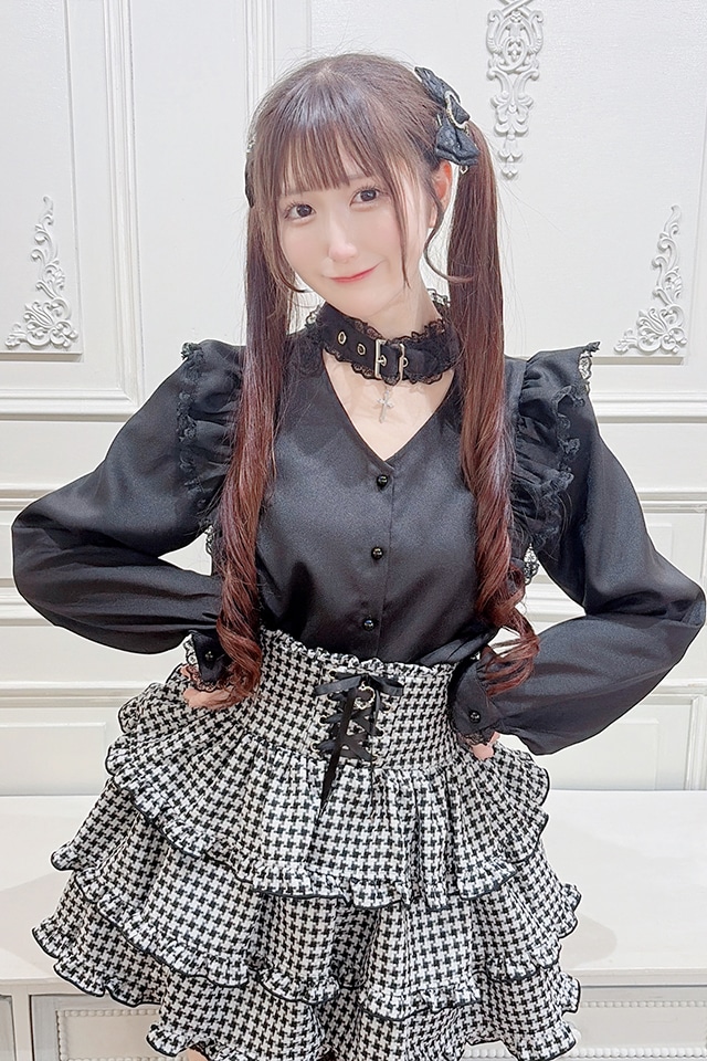 ��MA*RS�ۥ������դ����ե��졼���֥饦�� - �֥�å� size-F