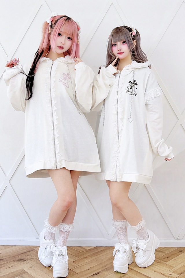 【メロンタマ】CLOCHEのパーカーとTシャツの2点セット❣️ Princess Melody】クロス×ロゴプリントうさみみパーカー - ホワイト