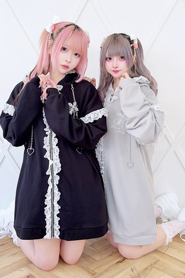 Princess Melody】クロス×ロゴプリントうさみみパーカー - ブラック