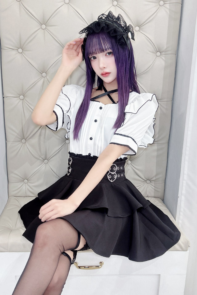 リボン様 MA*RS】サテンリボン付きフリルブラウス - WHT/ブラック size-F
