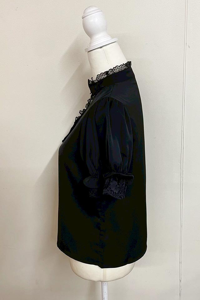 シャネル ブラウス❤️総柄＋前Zip＋ロゴいっぱい❤️激レア❤️可愛い❤️ CHANEL ヴィンテージ ブラウス
