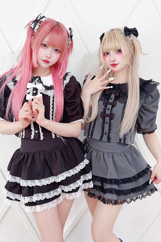 マウナロア　フリルトップス　 ブラック/レッド　　7枚セット MA*RS】トリプルリボンレースフリルセットアップ - ブラック size-F