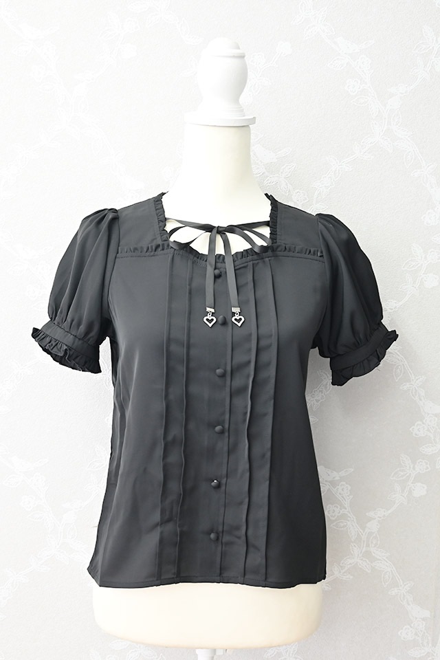 新品　MANOF ブラック ブラウスSサイズ 小さいサイズ フリルスリーブブラウス 低身長さん・小柄女性
