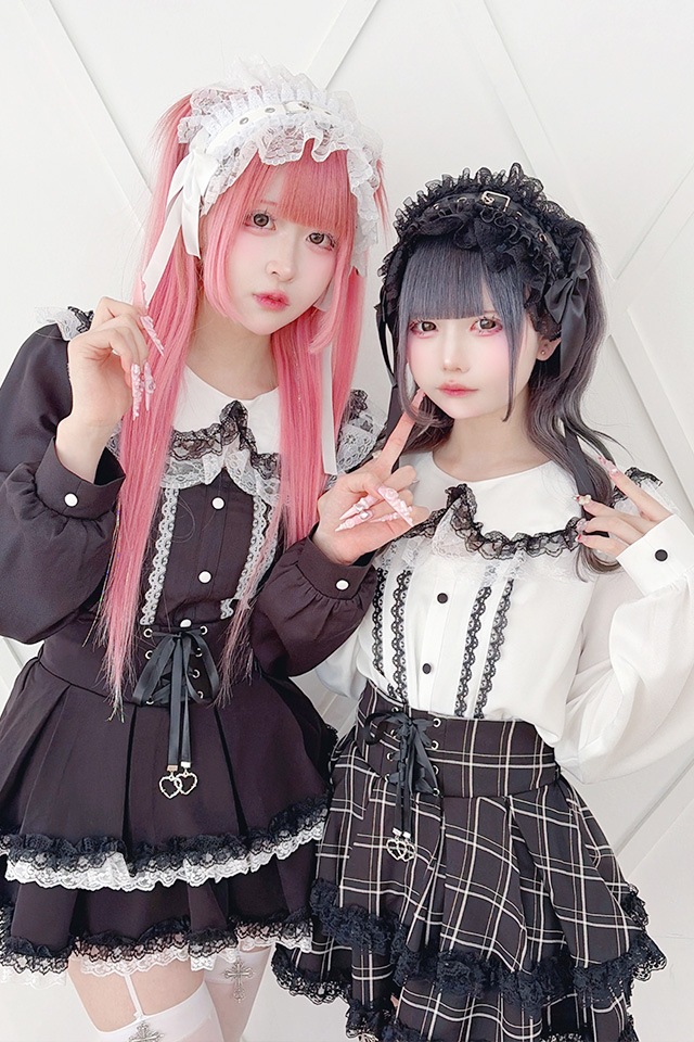 ��MA*RS�۶������ۿ����֥�졼���֥饦�� - �ۥ磻�� size-F