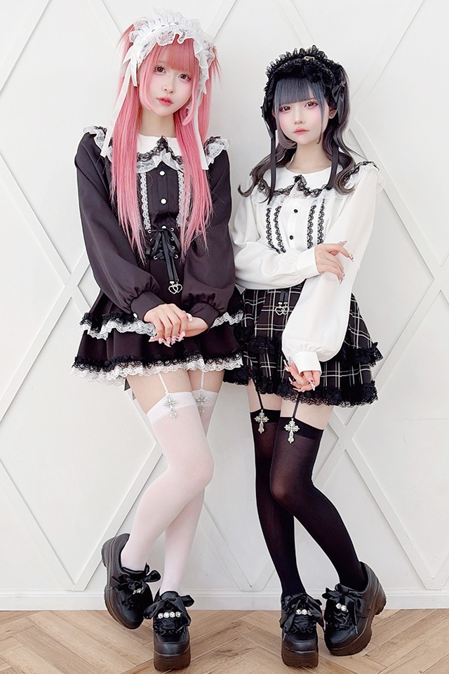 ��MA*RS�۶������ۿ����֥�졼���֥饦�� - �ۥ磻�� size-F