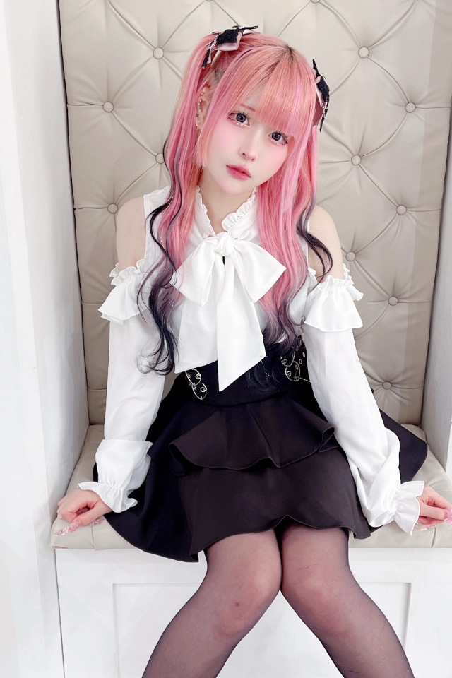 ��MA*RS�ۥ����ץ󥷥������ե��ܥ������֥饦�� - �ۥ磻�� size-F