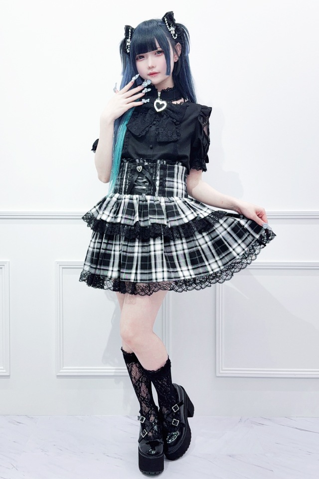 ��MA*RS�ۥ��硼�����դ����ե��졼����ܥ�֥饦�� - BLK/BLK size-F