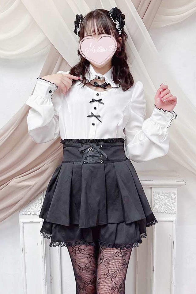 メッツリリー様 MA*RS】チェック肩あきブラウス - WHT/ブラック size-F | 地雷系