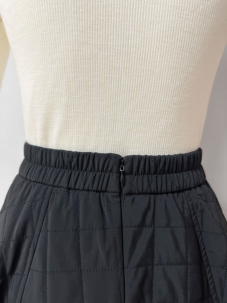 美品　Callaway ブラック キルティングスカート スウィッチングスカート(ブラック) | Syell Raffiné