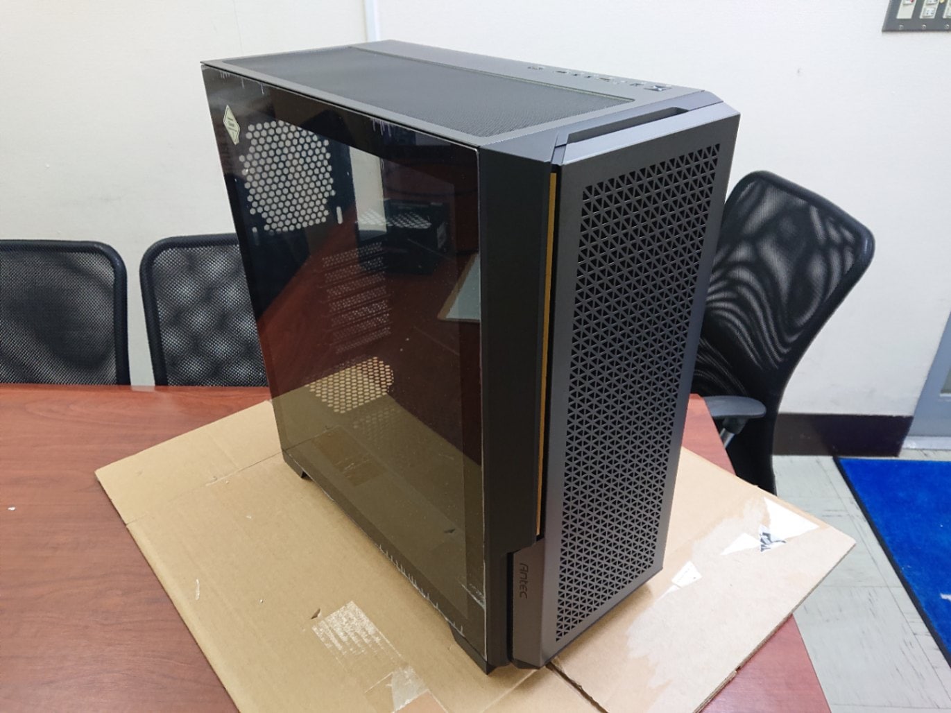 K0307-4 Antec P20C (ジャンク品)