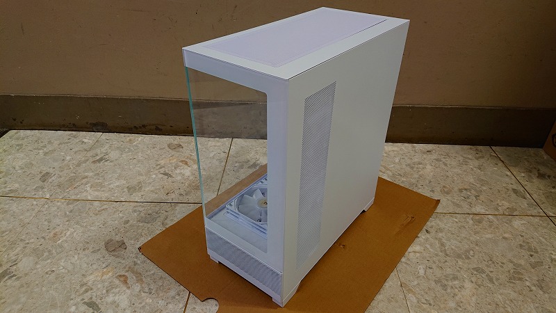 K0212-1 Antec CX700 RGB ELITE WHITE (ジャンク品)