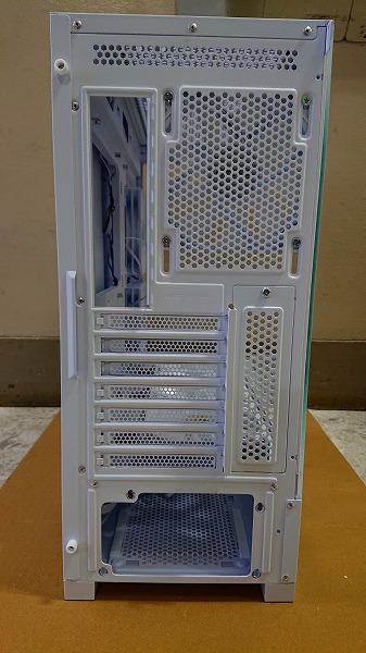 K0212-1 Antec CX700 RGB ELITE WHITE (ジャンク品)