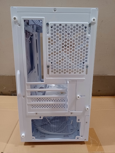 K0922-1 ANTEC CX200M RGB ELITE WHITE (ジャンク品)