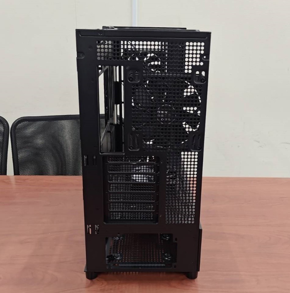 L0227-10 Antec FLUX SE ジャンク
