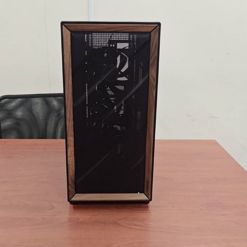 L0227-10 Antec FLUX SE ジャンク