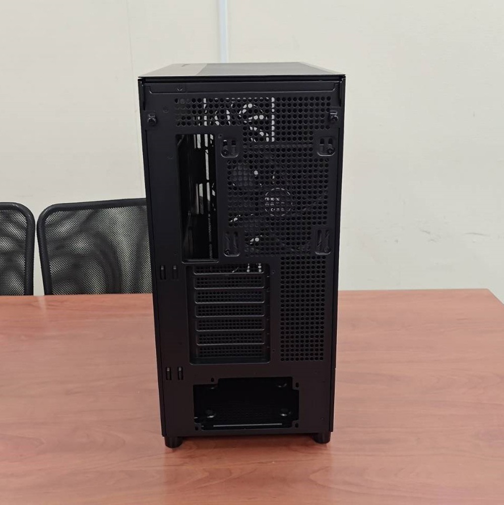 L0227-10 Antec FLUX SE ジャンク